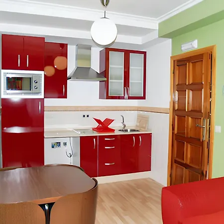 Charming With Pool In 30 M² And Garden